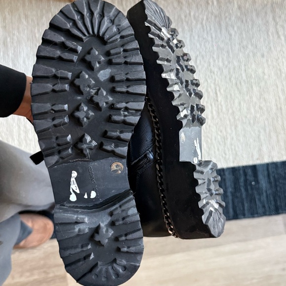 Vince Camuto Black Ankle Boots with Chain Detail - Picture 2 of 3